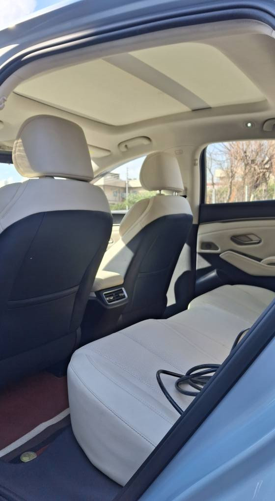 2024 BYD QinL
ویل گەورە
پانۆراما 
ناو زەرد
*********** أربيل, العراق
