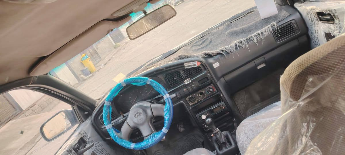 ياالله الصلاة على النبي 
***********//***********
هونداي النترا دمعه 1993 سنويه عظم عاج جديده مشروع وطني بأسمنه لغاية 2030 شرط التحويل مصفره غرامات ودفتر بانزين بيه سياره حلوه وجاهزه من كلشي محرك كير لوك صدر نص عمر تخم تاير جديد باتري جديد كهربائيات شغاله غرفته بلاديه حلوه تبريد بيه بس يحتاجله ادامه تدفئه شغاله سياره حلوه وسعره مناسب ب28 بيه مجال للشراي خابر وتدلل ممتواجد نت مكاني كركوك الحرية واسف ع الاطاله كركوك, العراق
