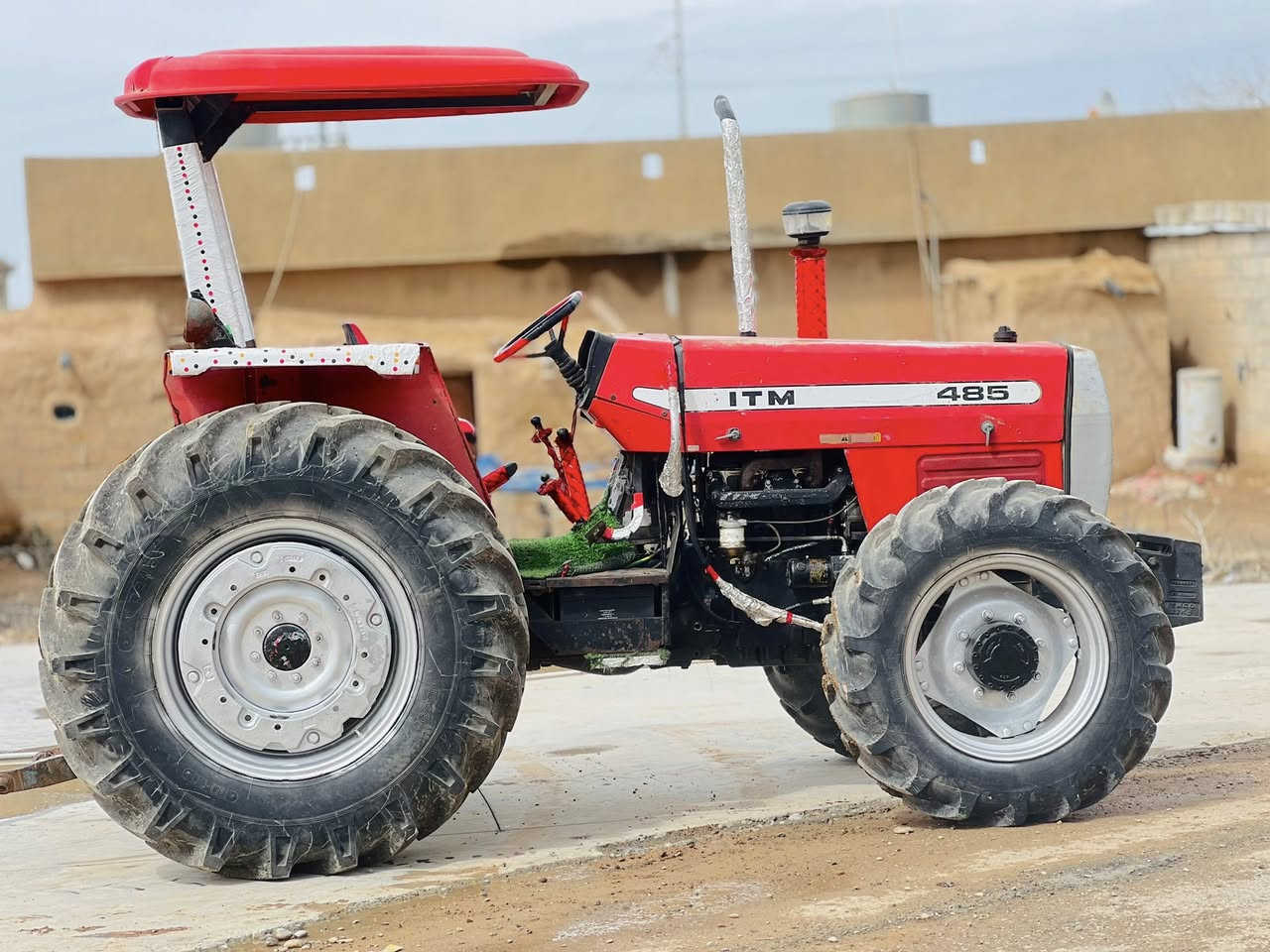 السلام عليكم مكينه ايراني دبل حجم 485باب الأول للبيع موديل 2014 كله عل شركه فقط المحرك نازلو رنگات رقم وسنويه سليمانيه السعر دفتر وبيه مجال المكان الحويجه الاستفسار عل الرقم***********
