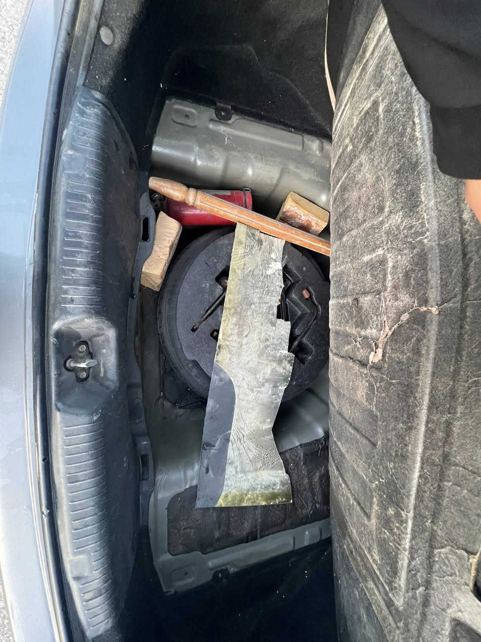 سلام عليكم
هونداي النتره موديل 2011رقم ديالى بسمي تحويل مباشر سنويه للغا 28هزه جديده فحص كله جديد 

السياره مكانيك كله كفاله 

السياره وارد أمريكي ضره الهلا خلفي فقط بدون دواخل شرط سياره كفاله عامه من تبديل وال دواخل السياره للعلم احله من صور السياره جديده حيل 

سونار مرافق المنشور✅ 

السياره كير محرك كفاله عامه شرط لا بخار ولا صوت ولا فتح السياره كله بل شرط حجم المكينه 1800دوشش السياره تبريد ثلج تخم تاير صدر جديد كهربائي كله كفاله السياره بعده بحالت الوكاله ماشيه 128حقيقيي السياره نضيفه حيل و مال جناي متعوب عليه سياره شاشه تاب كأمره دواره مري كهربائه كشن جلد وال كروم السياره جديد ب معنه كلمه السعر (97)وبيه مجال حك الجيه رقم صاحب السياره ***********مكاني ديالى بعقوبه
