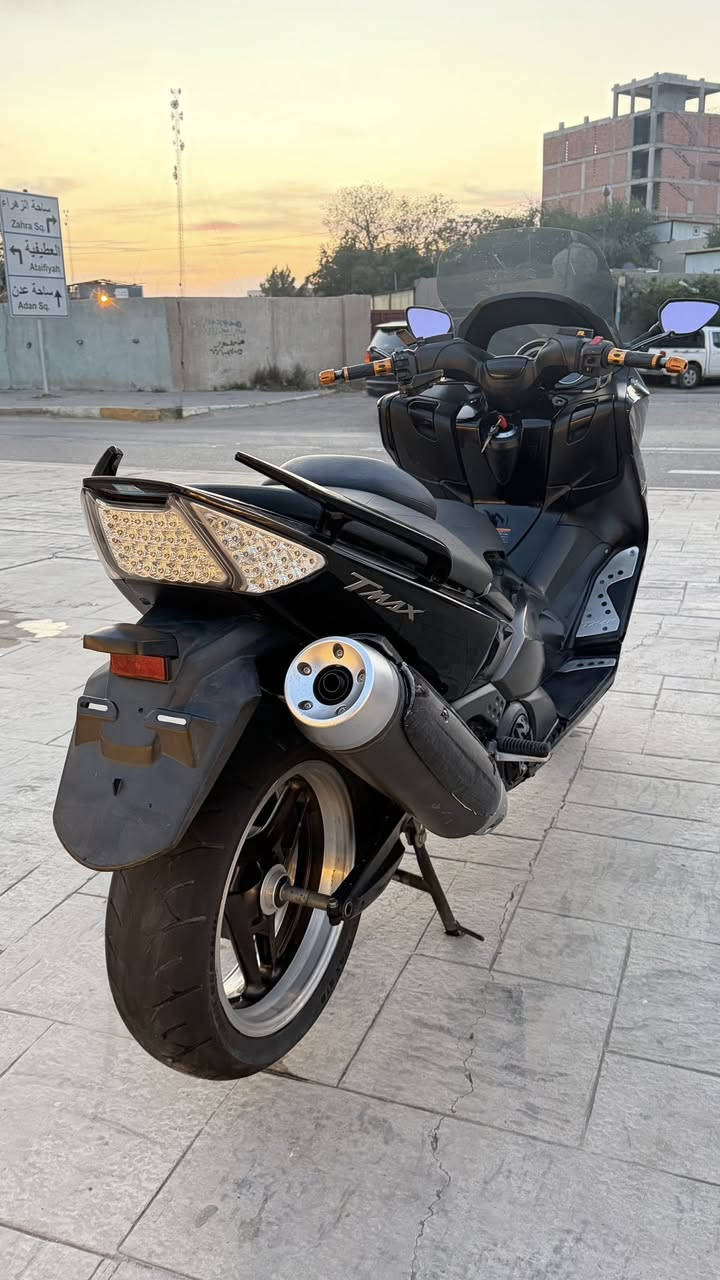 تي ماكس ١١كفاله عامه  ماشيه ٣٨سويجين طالعه من اياد قبل ٤اشهر بيه جامه او مري او قباقه مال كلاجات يدات  بريك او بانزين  بكلايت لد  دشبول ابيض وياله مال وايت ماكس    سعر اتصل ***********/***********
