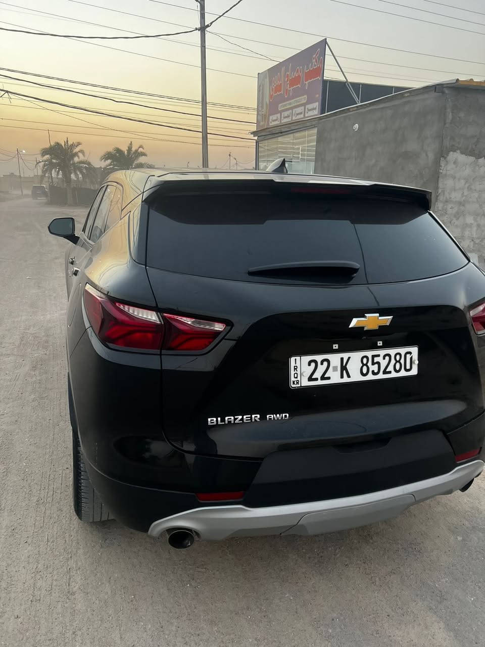 ســلام عليكم
شوفرليت بلايزر 
موديل 2022
مواصفات
2LT RedLine
.
.
الضرر تبديل البنيد فقط 
مواصفات✅ 
رادارات 
حساسات 360 
نقط عمياء
كشن تدفئة
ويل كروم اسود بلادي
ماشيه ٧٥ الف فقط❇️ 
رقم اربيل
.
عنوان السيارة النجف القريه الغدير 

السعر 210 مع مجال
***********
