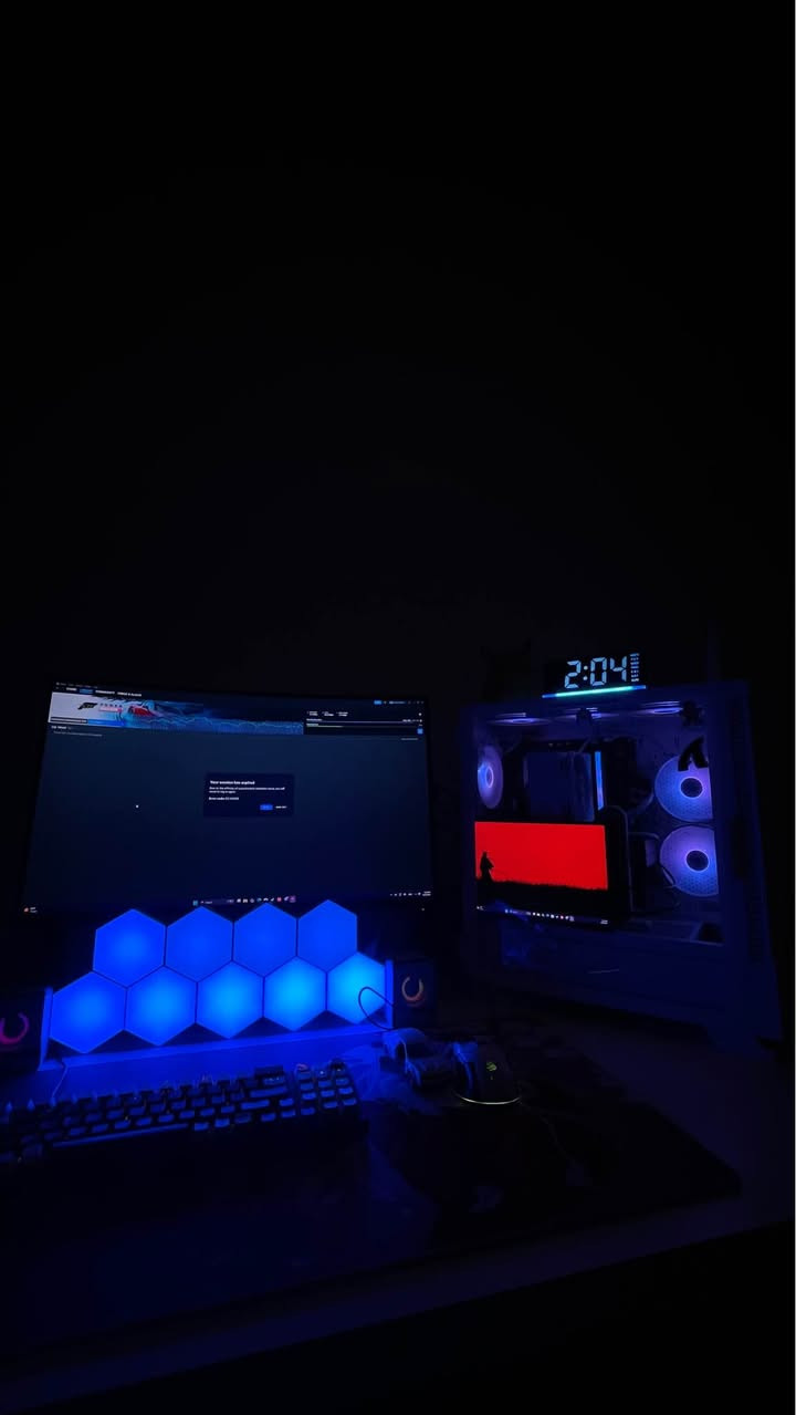 Gpu: rtx 4060 3 fan gagibyte
Cpu: i5 12400f
Motherbord :b760 gigabyte ddr5 
Ram: 16g ddr5. Xpg rgb 6400 
Pw:650 w
Ssd:M.2 1t
Hdd: 512 
Moniter: avetron 2k 180hz curve 27’inch 
Case :msi 100r white 10 fan
التجميعه كلها بيضه عده الكرت و المذربورد
مكاني موصل واكو توصيل و جميع الكراتين موجوده السعر مع الشاشه ١٤٠٠ بدون شاشه ١٢٥٠ و بيها مجال موصل, نينوى


**إذا كنت صاحب هذا الإعلان وتريد حذفه لأي سبب، رجاءا أرسل رسالة إلى الدعم الفني**