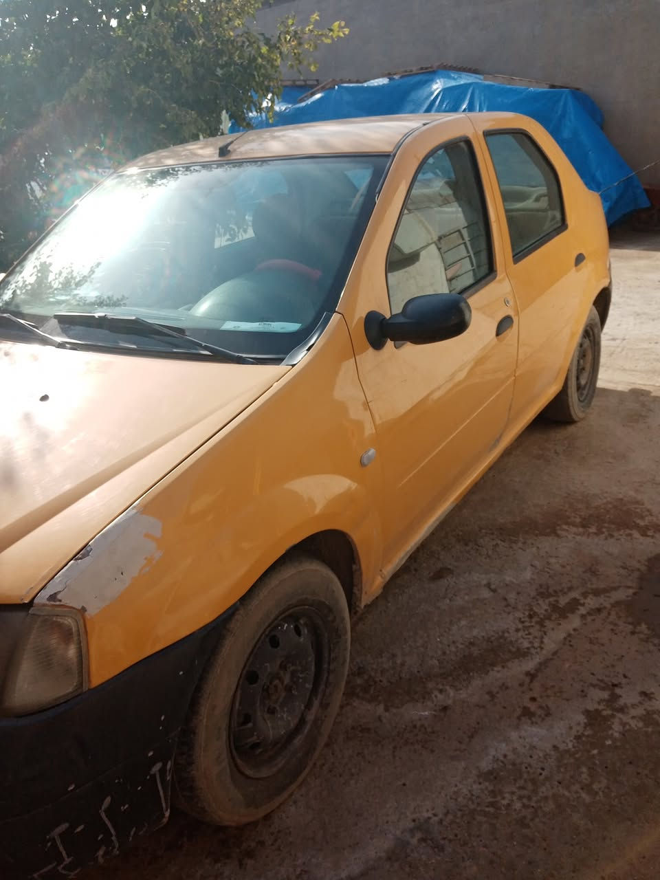 سلام عليكم ورحمة الله وبركاتة لااصحاب الدخل المحدود رينو لوكان ٢٠٠٩ اقساط بمفدمه ١٥ورقه وبشهر ورقتين التفاصيل ***********او*********** السعر الكلي ٤٠ورقه
