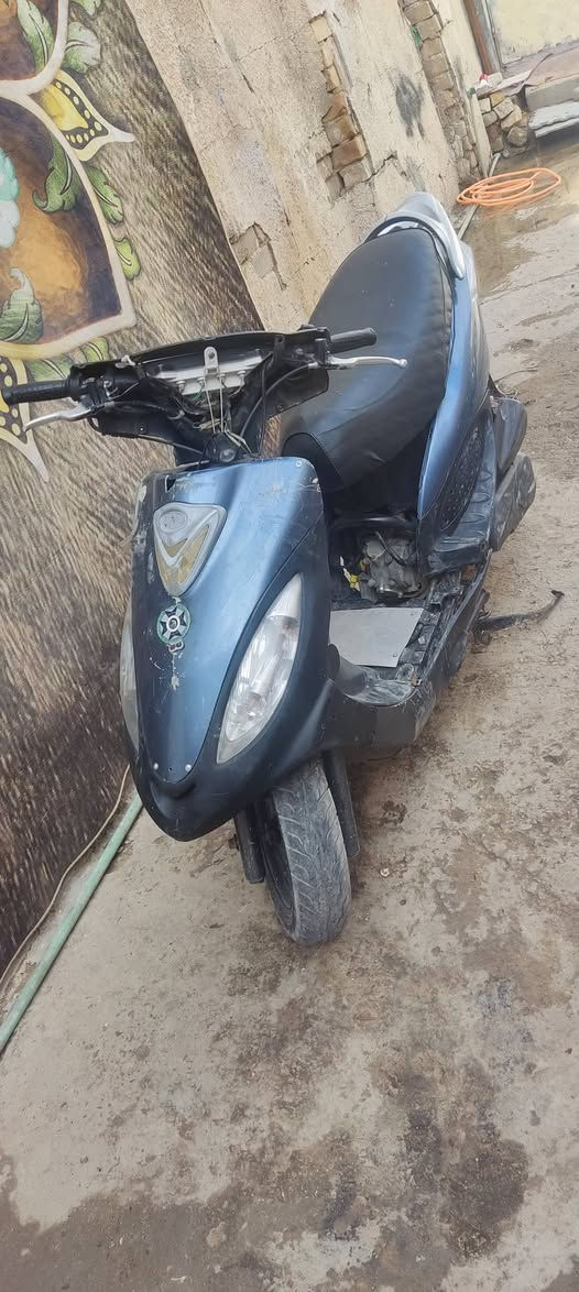 للبيع كامكو v2  دراجه نضيفه  كهربائيات كامله سعرها 250 وبيها مجال  مكاني نجف حي الجمعيه *********** للاتصال النجف, العراق
