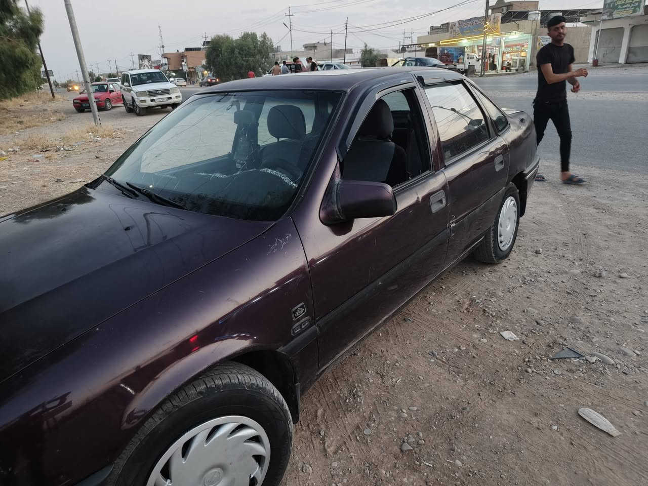 السلام عليكم اوبل فكترا  1992
محرك حجم ٢٠

محرك  شرط محرك لا نفخ ولا صرف ولا رخاوه 

صبغ جماليه فقط مصلحة دواير ودوسات يردلو تصليح بس دواير

الداخل حيل  نضيف جامات كهرباء

قفل مركزي جوام كهرباء 

شرط التحويل

رقم الماني لي ٢٨

كابون بانزين الكتروني بيها

السعر 38 ورقه 
*********** بيه وتساب
