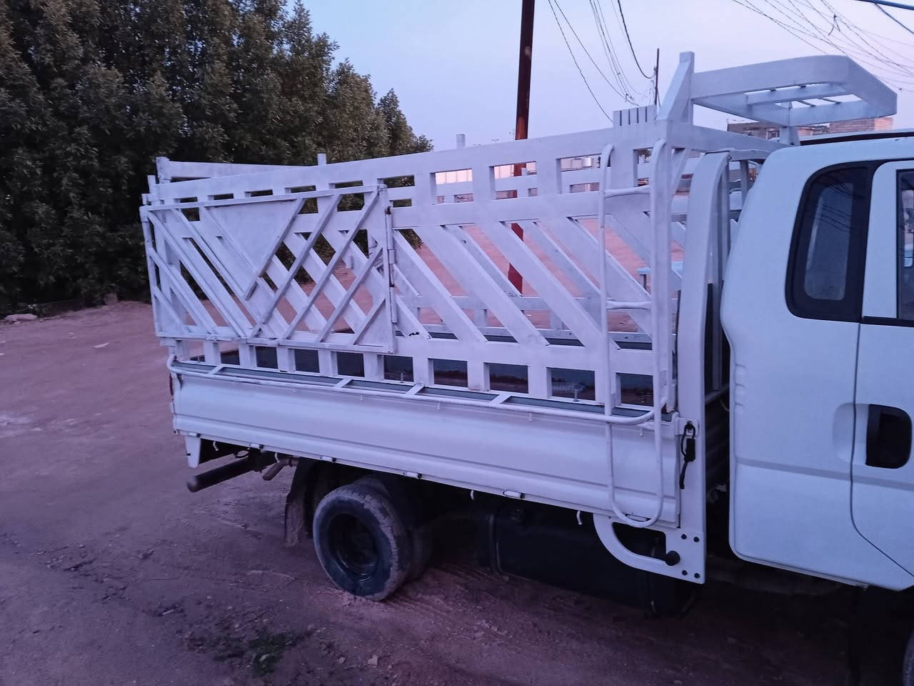 السلام عليكم كيه حمل كفاله من الضربه والصبغ كيرومحرك مكفولات رقم بابل انكليزي هزه جديده سنويه لسنت30بسمي تحويل ثاني يوم السيارمكانه نجف السعر110السياره كعدته حلوه ودواخله احله رقم ***********
