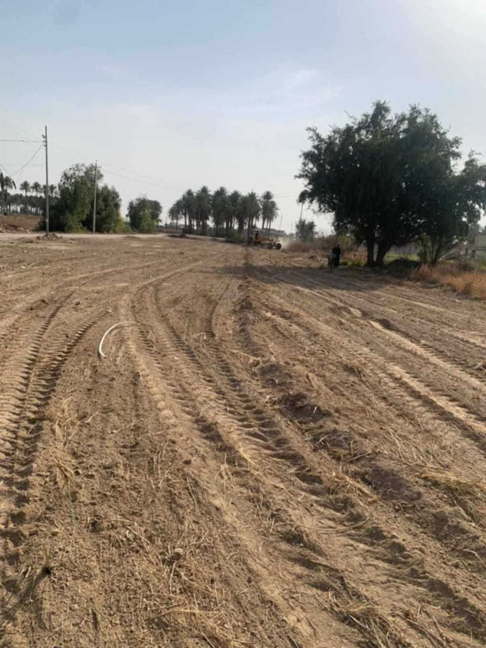 ارض زراعية للبيع طابو سند ٢٥ باسم صاحبها مساحتها دونمين جميع الخدمات متوفرة الصقلاوية الطالعة  سعر الدونم ٦٠مليون
***********
