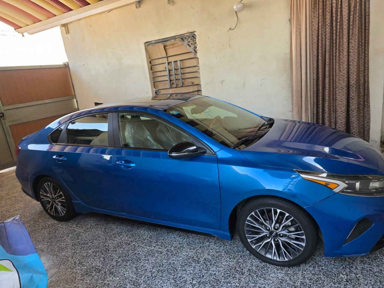 السلام عليكم كيا فورتي جيتي موديل 2023 لون مميز ماشيه 30 الف فول مواصفات بدون فتح بدون تبديل البنيد نفسه معمر مصبوغ محرك 2000 شاشه كبيره كامره دوراه بصمه فتحه صندوك ذكي ويل كب 18لايتات زنون كشنات جلد رادار بالمري اشاير بالمري توقف ذاتي تشغيل عن بعد تحكم ستير جهتين السعر 158 وبيها مجال قليل *********** مكان السياره سوق الشيوخ
