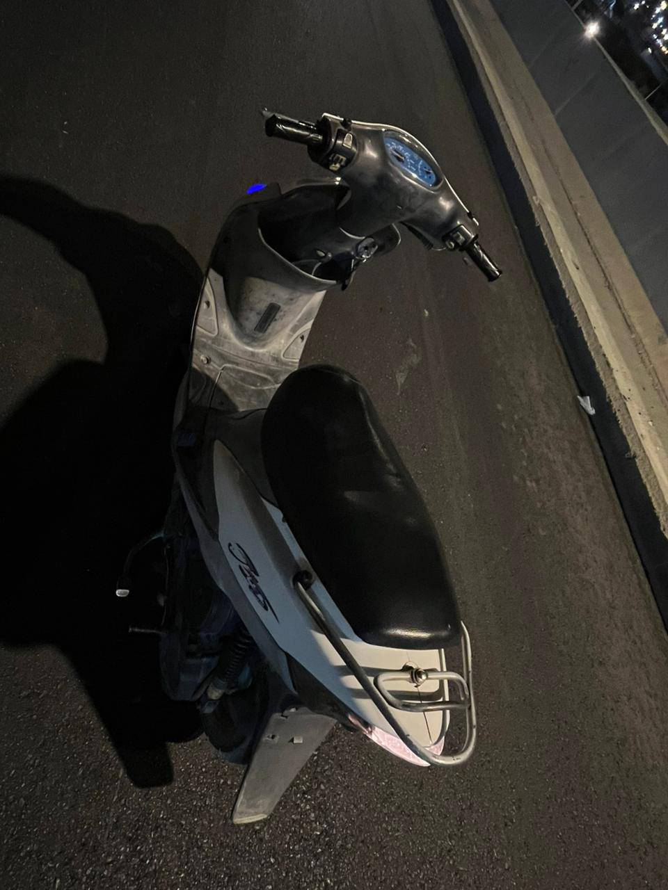 ماكس منغولي للبيع او مراوس بماكس عدله!! 
دراجه بوشه 55 
دراجه كامله من سلف نكره اشاير كلوبات بك لايت عداد كلشي شغال  رماش
 دراجه نهضه ومعدل وشلعه تشك الگاع بيها كلج خلفي رياضي بلاد ادك 110 ومرات 105حسب. 
اول صورتين اول ماشتريتها من الولد فه بس وشمت عليها بفير تكدر تشيلهن. 
السعر _(600 مجال حك الجيه). 
المكان اسكان الصناعي.. 
ماسنجر مامتوفر واتس موجود
رقم. ( ***********)...
