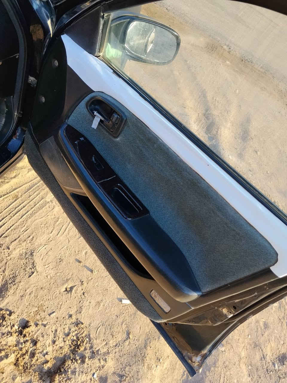 السلام عليكم كرستا نفخ للبيع رقم واسط سنوية للشهر التاسع حداديه جديده كهربائيات كلها شغاله سنتر لوك ريمونت حتى الجنطه مكينه 2500 نضيفه بس الگير النمرة الاخيرة تاخر السيارة مكفولة گص و نقل و ضربه قويه مكاني شطرة السعر 45 و بيها مجال ( *********** )
