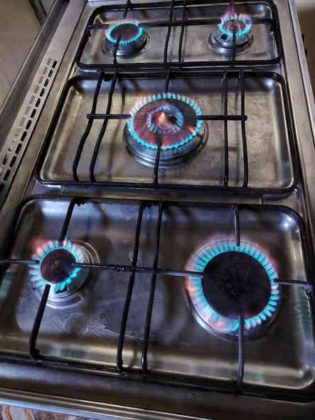 طباخ كريازي نضيف مابي عيب 225وبي مجال ***********
