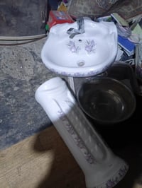 مغسلة • نضيفه • خلاط