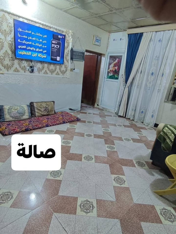⸻

✨ بيت طابق واحد ✨

📍 الموقع: الرمادي - الملعب 

      السعر :140 مليون

🔹 الشارع: 6 متر 
🔹 المساحة: 200

يحتوي ع غرفتين واستقبال وصالة ومجموعة صحية

📌 موقع حيوي وقريب من الخدمات
📌 مناسب للسكن والاستثمار

⸻

📞 للاستفسار أكثر مراسلة الصفحة أو الاتصال على الأرقام التالية:
*********** – نهاد
*********** – المكتب

📍 أو زيارة مكتبنا الكائن في:
الرمادي – شارع عشرين مقابل ماركت العبيدي

🏢 مكتب السراج للعقارات والاستثمارات
