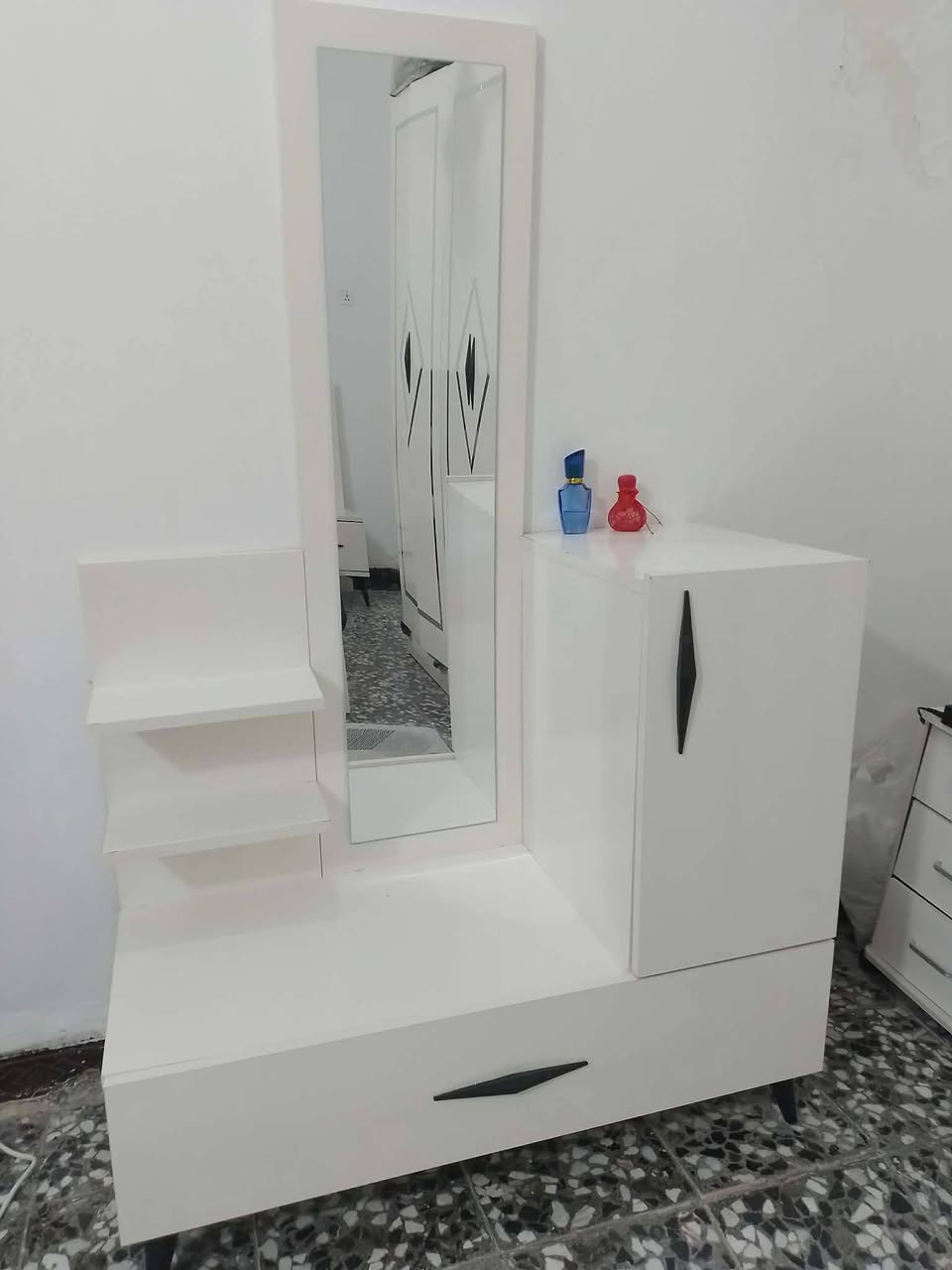 غرفة تركيةاستخدام بسيط
اريد اشيل 
قيم واخذ


**إذا كنت صاحب هذا الإعلان وتريد حذفه لأي سبب، رجاءا أرسل رسالة إلى الدعم الفني**