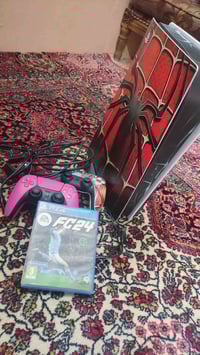 سوني 5 • مستعمل نضيف • موصل ايمن