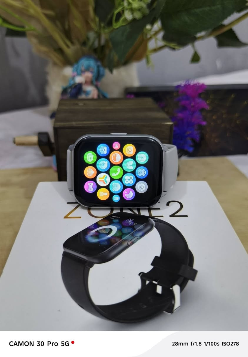 ساعة شاشة اولد زون 2  UK بريطاني اصلي شحن 7 ايام مع الأستخدام السعر 20     ***********
