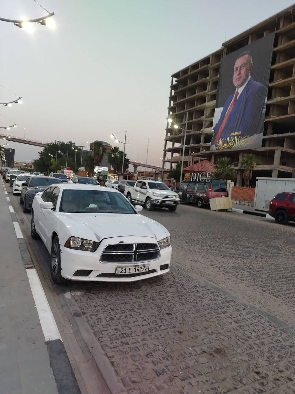 سلام عليكم سياره جارجر موديل ٢٠١١ سياره مكفول كفاله عامه رقم سليمانيه دوليه تخم تاير  جديده سياره جهازه وجديده رقم الهاتف ***********
