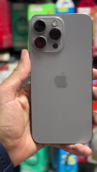 آيفون ١٥ برو ماكس • ٢٥٦ • بطارية ٨٦٪