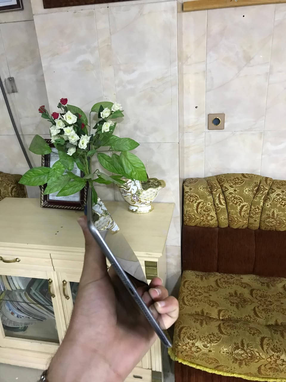 ايباد mini 5 

ذاكره 64

بطاريه فوگ ال 75

(زر التشغيل وزر التعلي والتنصي مايشتغل والكاميرا الخلفيه والشاشه مثل مموضح بلتوصير)

محدث اخر تحديث 26.5 iOS 

معالج A12 يعني تقريبا حاله حال ال 13 PRO MAX

الجهاز وضع شركه مواصل تصليح نهائيا 

ببجي 60 فريم 

سعره 170 وبي مجال حيل بصيط


**إذا كنت صاحب هذا الإعلان وتريد حذفه لأي سبب، رجاءا أرسل رسالة إلى الدعم الفني**