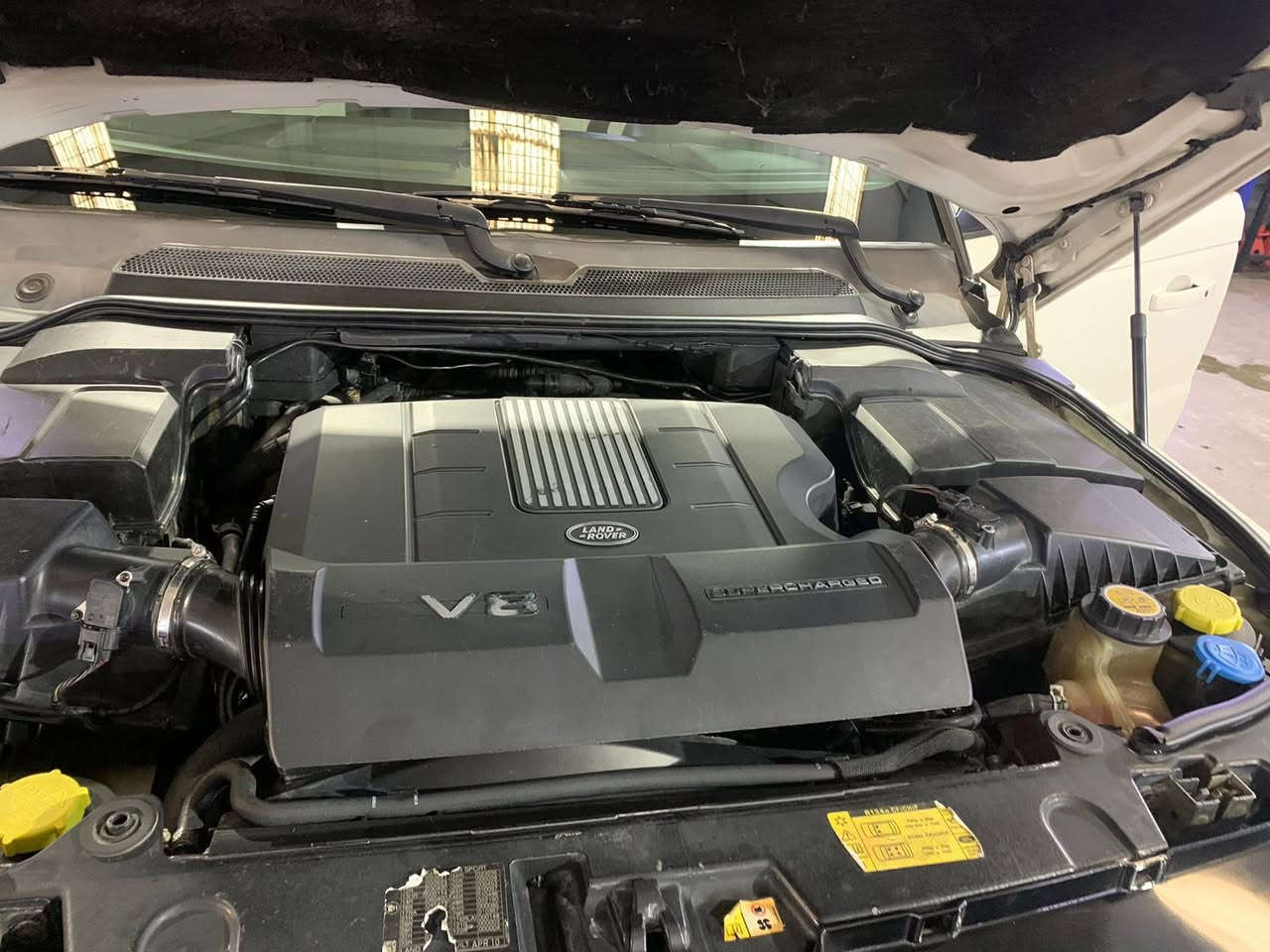 رانج سبورت 2010 البيع السياره بسمي تحويل ثاني يوم الرقم *********** التفاصيل اتصال او واساب  مكان السياره بغداد
