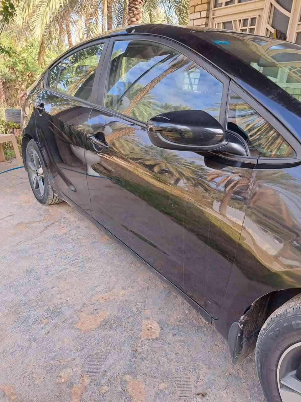 سلام عليكم
من رخصة الآدمن 

كيا فورتي 2018 وارد امريكي 

رقم بغداد بأسمي تحويل مباشر 

مكينة 2000 دووش

حادث السيارة چاملغ وحاجب البنيد بدون دواخل 

🔴 فول عدى الفتحة والبصمة 🔴 

السعر 115 وبيهه مجال بسيط 

مكان السيارة كربلاء الحسينية 

للأستفسار ***********
