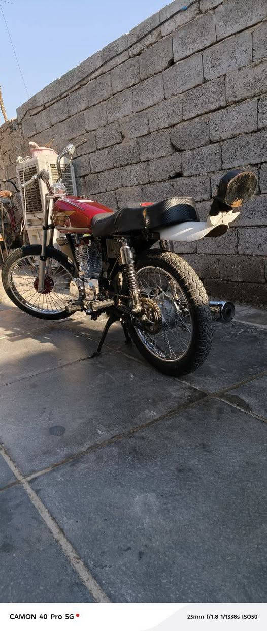 السلام عليكم نامه تيربو تعمير 2026 شهر الثاني شاصي 2026اوراق سكنر عمرتهه وما طلعت بيهه بعدهه جديدة ثاني تبديله دهن للمكينه
فقط الويل الخلفي راخيه السيامه مكينه برغي ما مفتوح بيهه حتى قبق الولفات 
المكان بغداد الغزاليه
السعر 600وبيهه مجال حك الجيه
الرقم ***********
