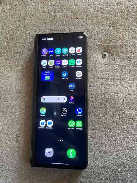 سلام عليكم 
Z Fold 3 256  2sim
بدون عيب ما عدا  ضهر مكسور و ما يفتح كامل
سعر بلاش ٣٥٠الف
 ***********
