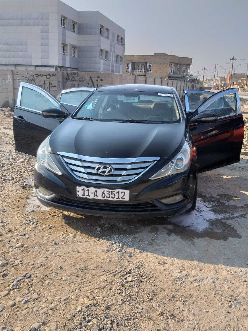 سوناتا 2011 وارد خليجي سياره خير من الله ماناقصه شي مكينه وكير وحداديه كله جديد ونضيف والكشر مثل ماموضح بل صوره رقم بغداد باسمي مداور ثاني يوم مكان سياره ذي قار / شطره  السعر95 وبيه مجال اتصل وتدلل 

الرقم : ‭0786 640 9991‬…..*********** موجود واتساب بل ارقام ثنينهم
