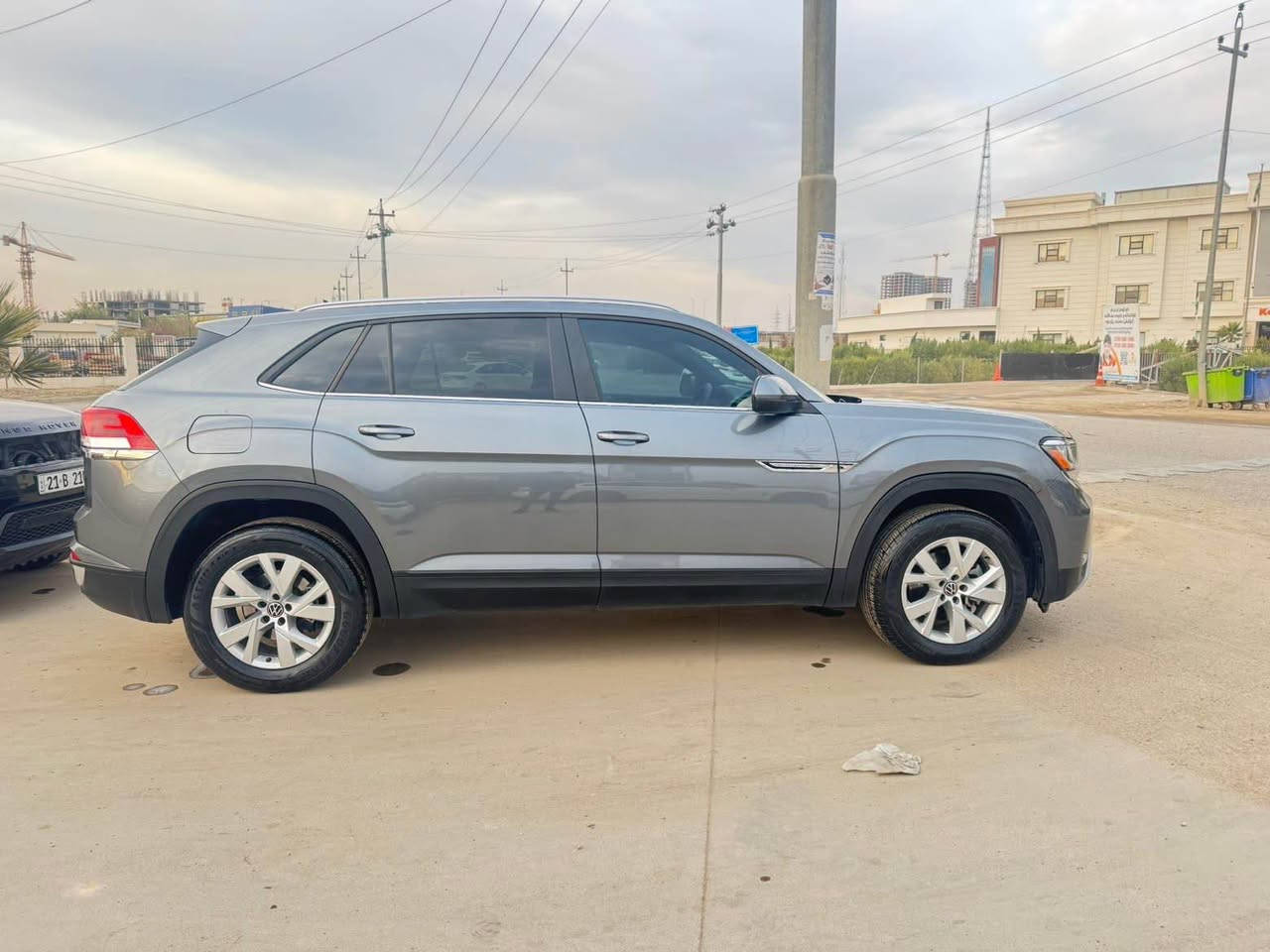 عربي
فولكس واغن أطلس
موديل 2023

المواصفات:
 • كشن تدفئة
 • 5 راكب

الماشي: 43,000 كم
رقم أربيل – سنوية جديدة

المحرك:
 • أربع سلندر تيربو

الحالة:
 • بدون صبغ فقط دعاميه صبغ
 • ايرباك ستيرن مرجع سستم
 • ضرب أمامي فقط بل دعاميه 

السعر: 21,000 دولار

⸻

كردي
فۆلکس واغن ئەتلاس
مۆدێل 2023

مواصفات:
 • کوشن گەرم
 • دوو ریز کوشن
 

ڕۆیشتن: 43,000 كم
ڕەقەم هەولێر – سەنەوی نوێ

مەکینە:
 • V4 تێربۆ

حاڵەت:
 • بي بوياغ
 • ئێرباگ سوكان سستم

نرخ: 21,000$
***********
*********** أربيل, العراق
