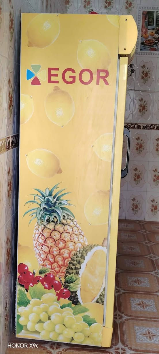 سلام عليكم للبيع براد عل فحص نظيف وشغال تبريده فول سعره ٣٥٠ وبي مجال بصيط العنوان هيت حي امينه 
***********
