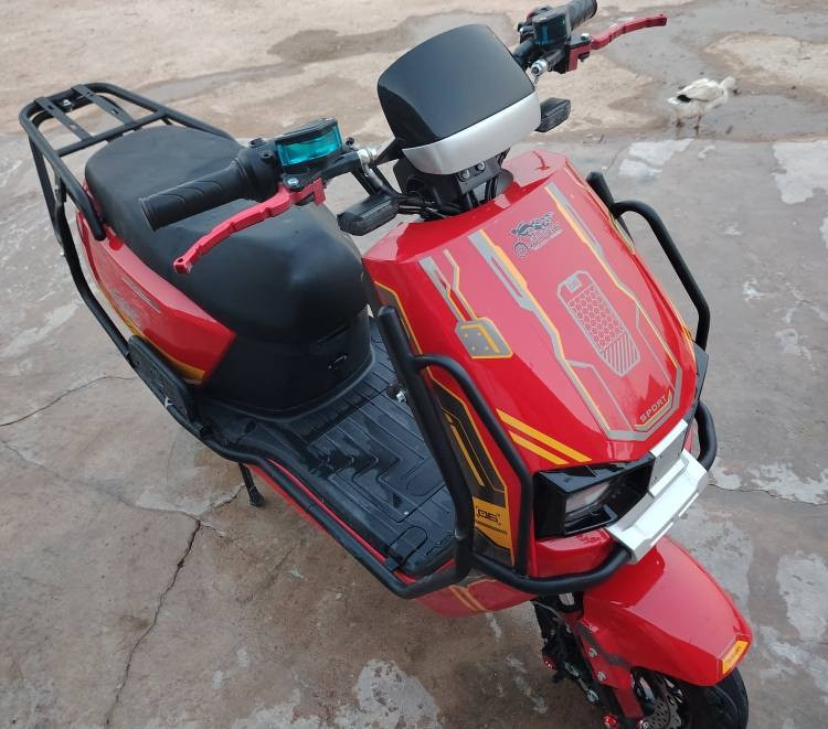 درجه للبيع 
نضيفه مرتبه 
سكنس
سعره 900وبيه مجال
***********
مكاني بصره الزبير
