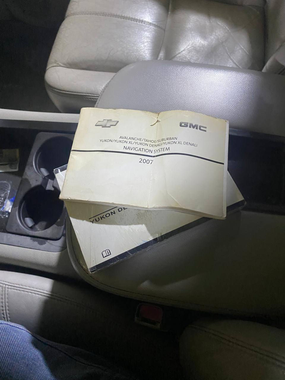 للبيع GMC يوكن بترة 2007 ادوات مكفوله من الكص والضربة والعشائر والانتربول وكل شي سيارة جاهزة ومستحقة تسجيل بالقرار الجديد نظيفة حيل استخدام شخصي فقط جاهزه السيارة من كل النواحي مكان البصرة ب90 بيها مجال استفسار ***********
