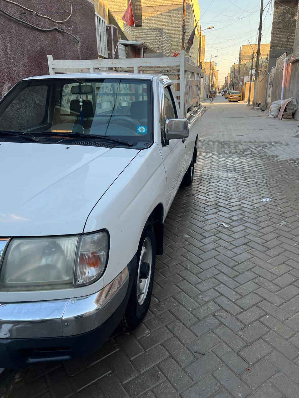 السلام عليكم بيكم نيسان تك خمس حلقات مديل 2002سياره مكفوله كفاله عامه مكينه كير حداديه اكسن  كهربائيات باورإسترين  تبريد وتدفئ  مكفولات من صبغ وتبديل على وضع الشركه بيه ملاحضات/بيه تعمير بارد من صفحه البدي السايق قليل / سياره رقمه بغداد 
سعره:90ورقه وبيه مجال للاتصال على الرقم او الاواتساب ***********
