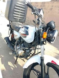 دراجه بوكس للبيع رقم وسنويه سعر مناسب للاستفسار  07723859813