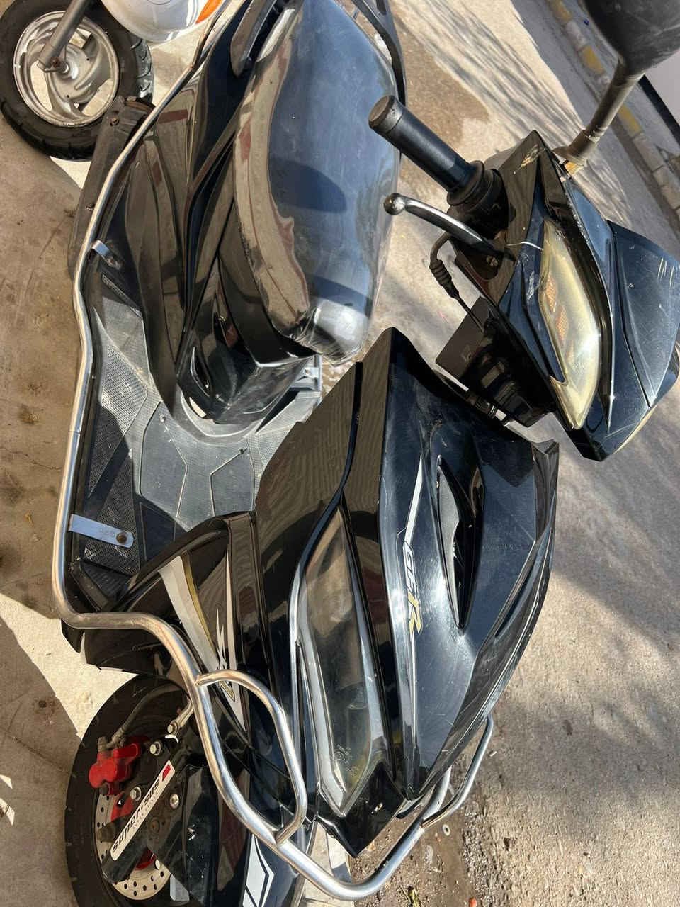 دراجة جانبو للبيع السعر 400الف وبيهامجال لشراي ميسان المجر الكبير تلفون ***********
