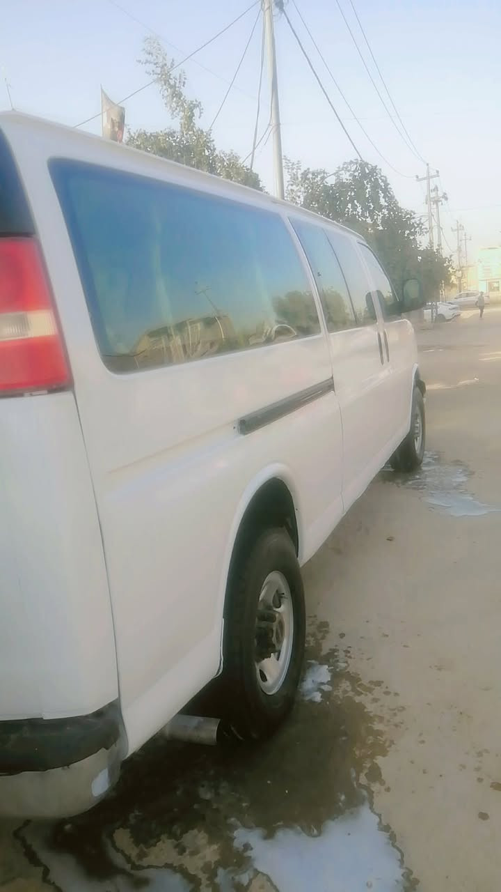 السلام عليكم سفانه للبيع خليجيه باب سلايت السياره جاهزه من كلشي غير متواجد على الفيس الاستفسار على هاذه الرقم ***********
