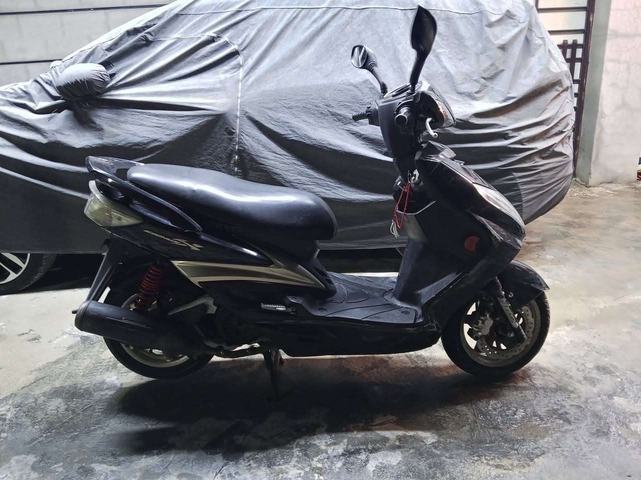 السلام عليكم سكنس للبيع نوزل دراجه احلى من الصور السعر٨٠٠وبيهة مجال المكان الزعفرانيه  
***********
