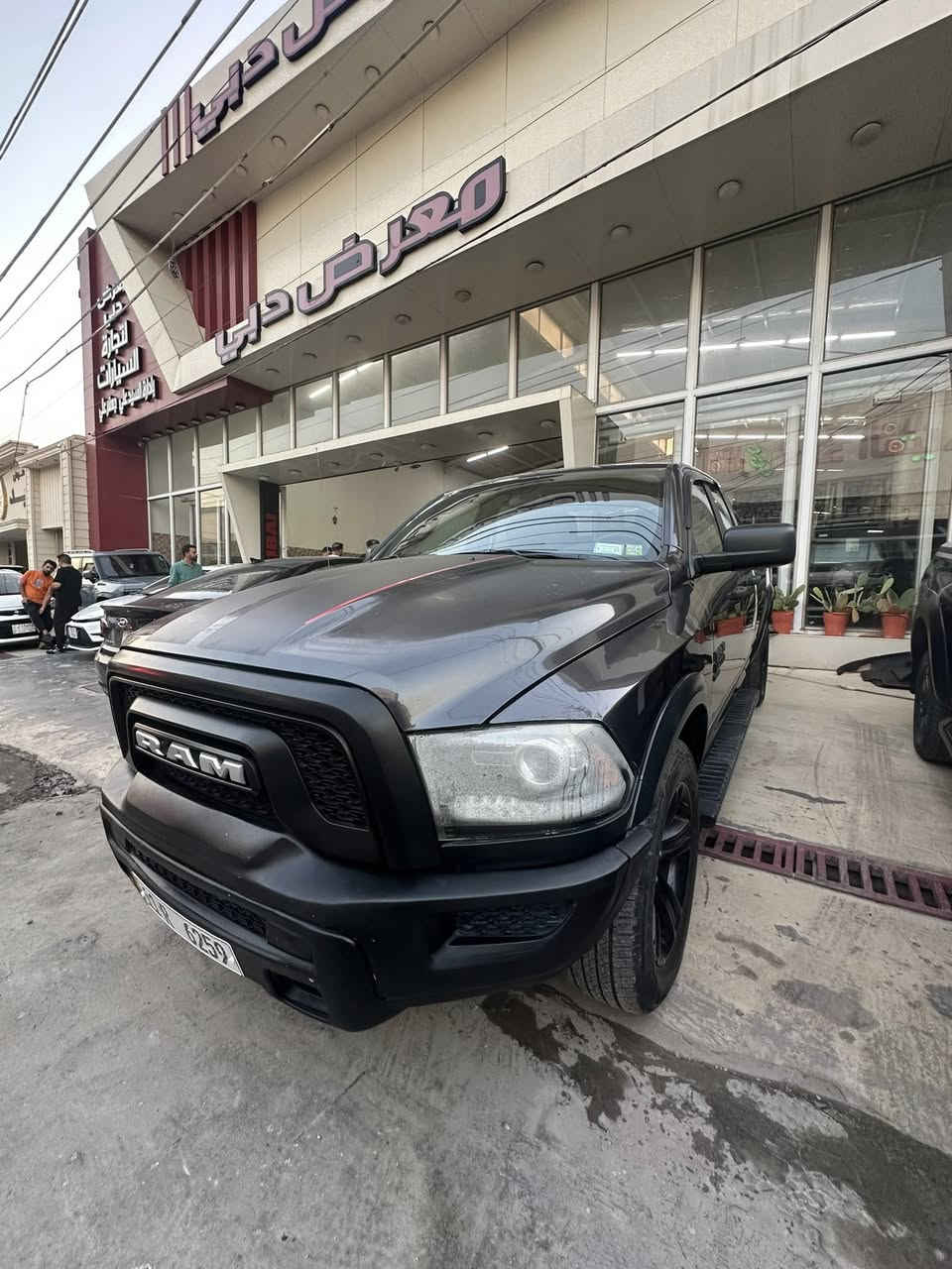 رام موديل 2021 ماشية 78الف امريكي صور الحادث راسلني ودزهن الك خاص الشراي يتصل***********
