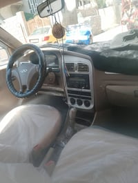 كوين • ٢٠١١ • موصل