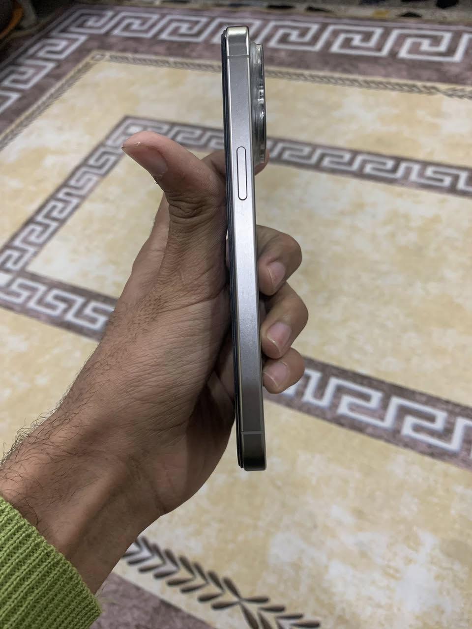 ايفون15برو ماكس
التيتانيوم
 
شرق اوسط 
الذاكره :256
البطاريه :86
كارتونته وملحقاته ويا
تليفون مكفول من اي عطل زلغ مابي من عده الشاشه مبدله نوعيه اصليه والباقي كله كفاله 
السعر:  ٨٥٠ وبي مجال  
مكاني:مدينه الصدر
رقمي:***********.
