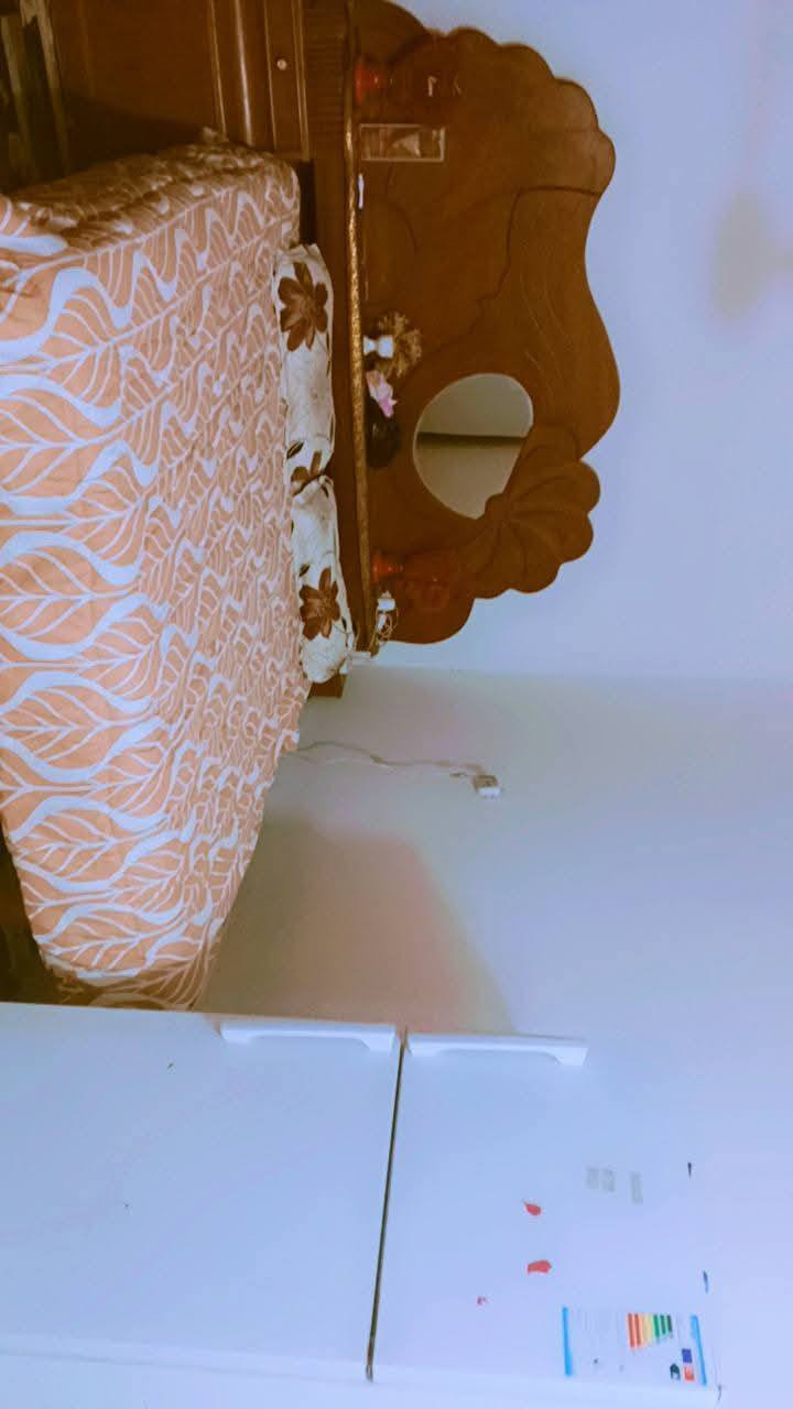 يعلن مكتب الكرعاوي اللعقار بيت اللبيع المساحه 100 متر سند 25 مشول بل تطيويب قرية البو جاسم مقابيل شارع الوكفه تصال على ***********
