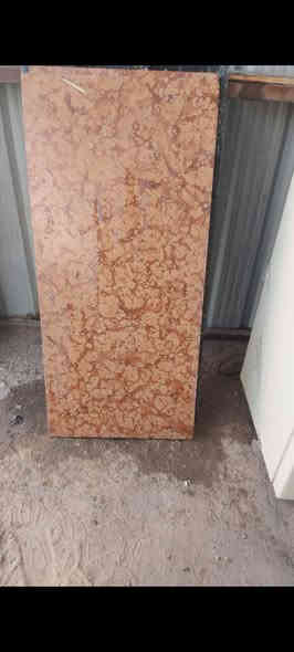 مرمرات عدد ٣ أطالي حاويه القياس ٥٠×١٥٠   السعر ١٠٠ مع المجال ***********
