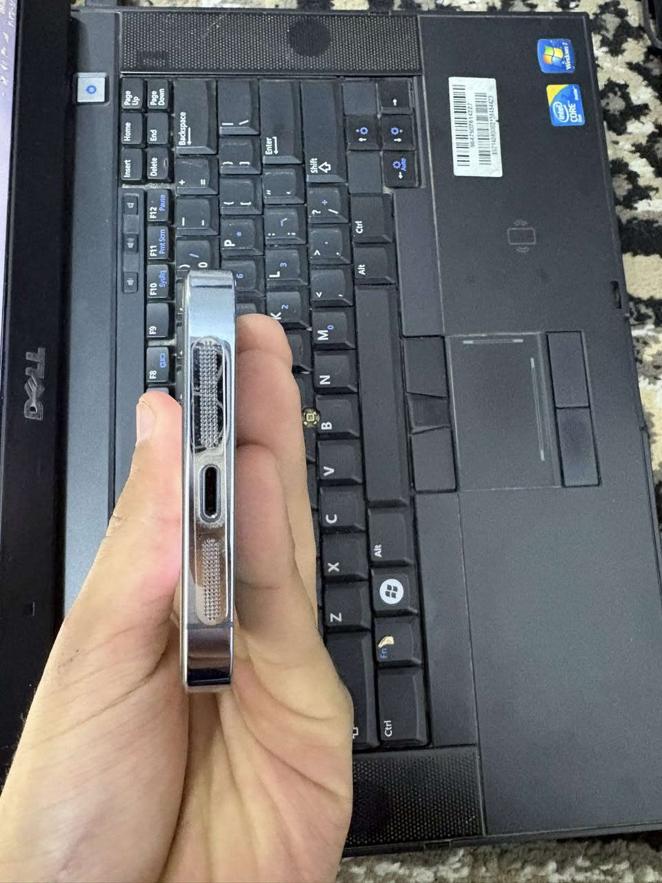 السلام عليكم
ايفون 13برو فقط
نموذج M
ذاكره 256
بطارية 86🔋
امريكي 
ما مفتوح 
ما مبدل بي اي شيء
نضيف جداً شخط ما بي 
السعر :600وبي مجال قليل
لاستفسار :***********
