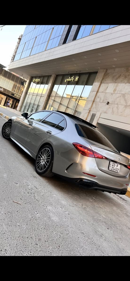 سعر مناسب 
اكتب اي تعليق يوصلك السعر على الخاص 

مرسيدس C300 🐎
وارد أمريكي الموديل: 2024

📍مرقم جاهز تحويل او وكالة 

 • المواصفات:
 • فتحة سقف بانوراما 
 • خمس كاميرات
 • رادارات محيطيه
 •فورماتيك
 • دشبول خشي صاج
 • داخل اس كلاس 
 • اللون الخارجي: بروزني
 • الداخلية: جلد كريمي
 • مقاعد amg جي كلاس
 • ماشية:15 الف 
 • محرك 4 سلندر تيربو – اقتصادي وقوي
 • بصمة أبواب
 • تسخين كراسي أمامية
 • شحن وايرلس 
 • انطمة قيادة (eco,comfort,sport,sport+,individual)
 • نظام حفظ وضعيات الكراسي (Memory Seats)
 • كراسي كهرباء
 • مرايات كهربائية تطوي
 • رادار بالمري
 • ستيرن تدفئة
 • تحكم ستيرن وقيادة ذاتية
 • شاشة كبيرة ايباد 
 • نظام ملاحة (Navigation)
‏ • Apple CarPlay & Android Auto
 • نظام صوتي Burmester
 • إنارة داخلية ملونة (Ambient Lighting)
 • نظام مراقبة النقطة العمياء
 • رادار أمامي – تنبيه تصادم
 • نظام تتبع المسار / تنبيه الخروج من المسار
 • كاميرات 360 درجة + حساسات أمامية وخلفية
 • كشافات LED أصلية
 • تبديل ناعم – كير قوي
 • السيارة نظيفة كلش
 • حادث ( جاملغ الايسر فقط + اصبعين من حافة البنيد بارد بدون صبغ )
 
* مكان السيارة بغداد 
* للاستفسار: ***********
