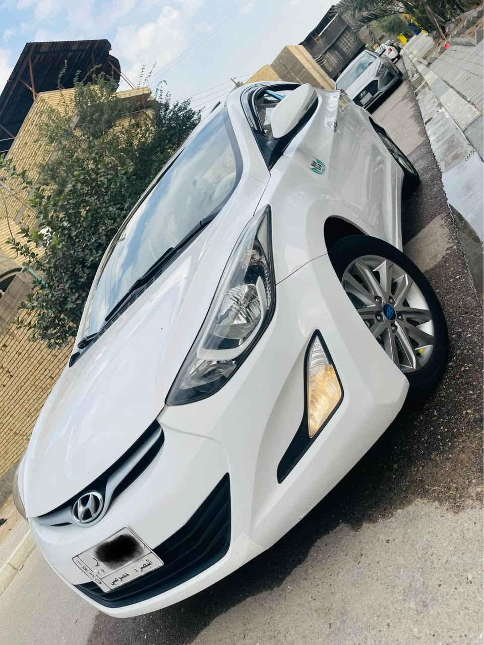 سلام عليكم ألنتره موديل (2015) شكل 16 سياره خليجي كفاله عمه حته دعاميت ستخدام شخصي سياره بيه بس خسفه بلداير  لوره ضال علا حاله  كد صبعين وبقيه كفاله فتح وصبغ وتبديل  حته بارد ما بيه سياره فول موصفات عده بصمه مكينه وكير وحداده وتخم تيار كله كفاله مكينه (1800)  دوش رقمه بصره( ر ) مشروع وطني سنويه ما ساقطه تحويل ثاني يوم  مكاني بصره ياسين خريبط  سعره( 129) وبيه مجال شراي رقمي (***********) رقمي ثاني( ***********) البصرة, العراق
