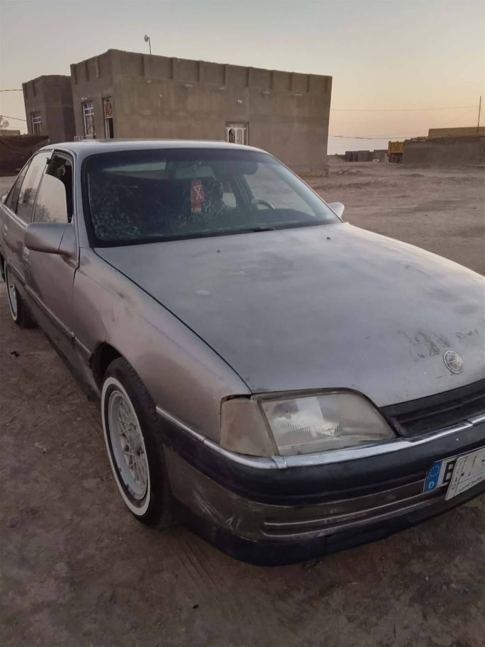 السلام عليكم اوبل اوميگا موديل 1992 للبيع السعر 17 وبيهه مجال للاستفسار الانصال علرقم ***********
