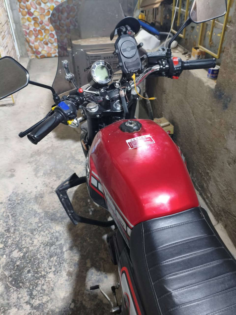 سلام عليكم
دراجة دايوان لاتي موديل 25رقم اربيل 
ماشية 25الف تحويل ثاني يوم قابل للزادة 
لبيع سعر 2500بيهة مجال مكاني بغداد شعلة 
رقم تليفون ***********
