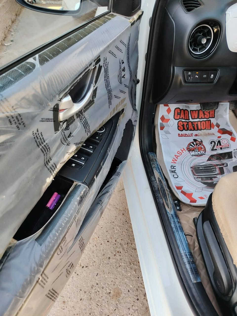 كي 3 موديل 24 معوقين مثنئ فول موصفات مكفوله محرك 1500 ماشيه 47 الف السعر خاص او علئ رقم الموبايل ***********
