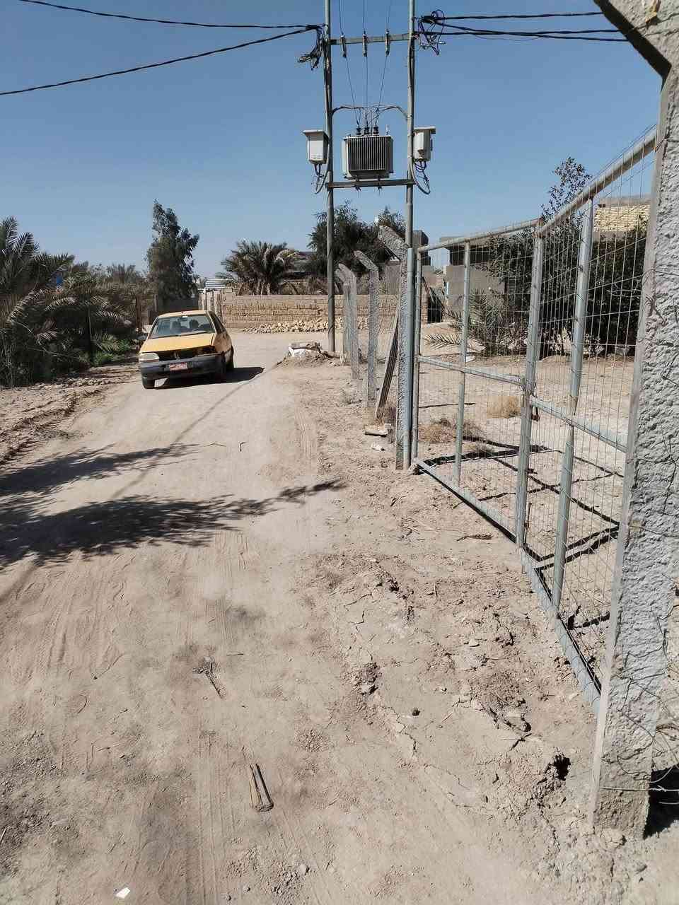 سلام عليكم قطعه للبيع المساحه850متر
مسيجه وكامله مطله عله ثنين شوارع واحد تبليط والتبليط الثاني يبعد عن القطعه 10متر 
الموقع خلف جامعه بابل منطقه ابراهيم الخليل 
الخدمات محوله ركن القطعه بوري ماء اساله بل باب 

‏‪***********‬‏
